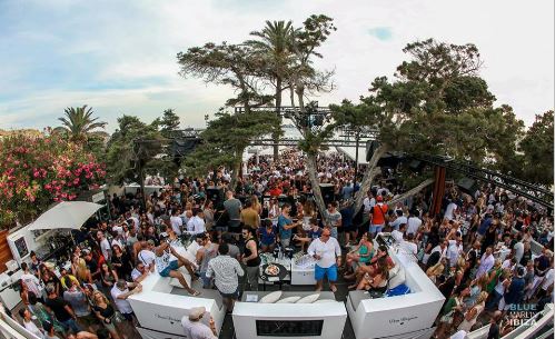 Stage in Ibiza - Visita i migliori night clubs 2023 3